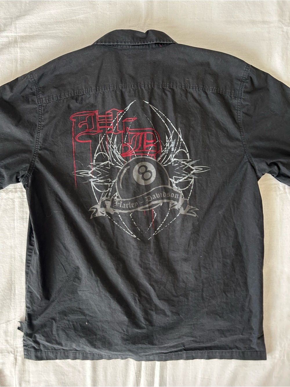 Harley-Davidson | 8 Ball Men’s Black Short Sleeve Button Up Red Designs Large